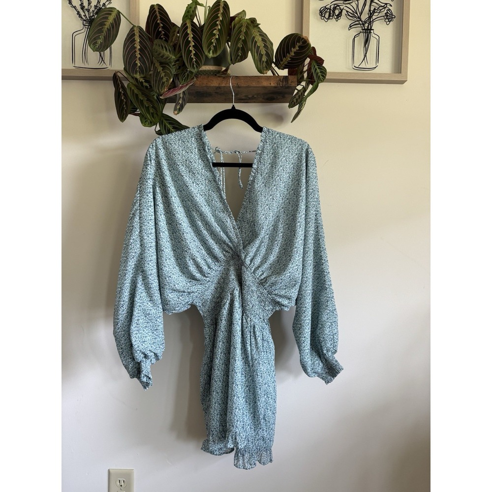 A Love Like‎ You Floral Smocked Plunging V-Neck Romper Sage Green Blue M